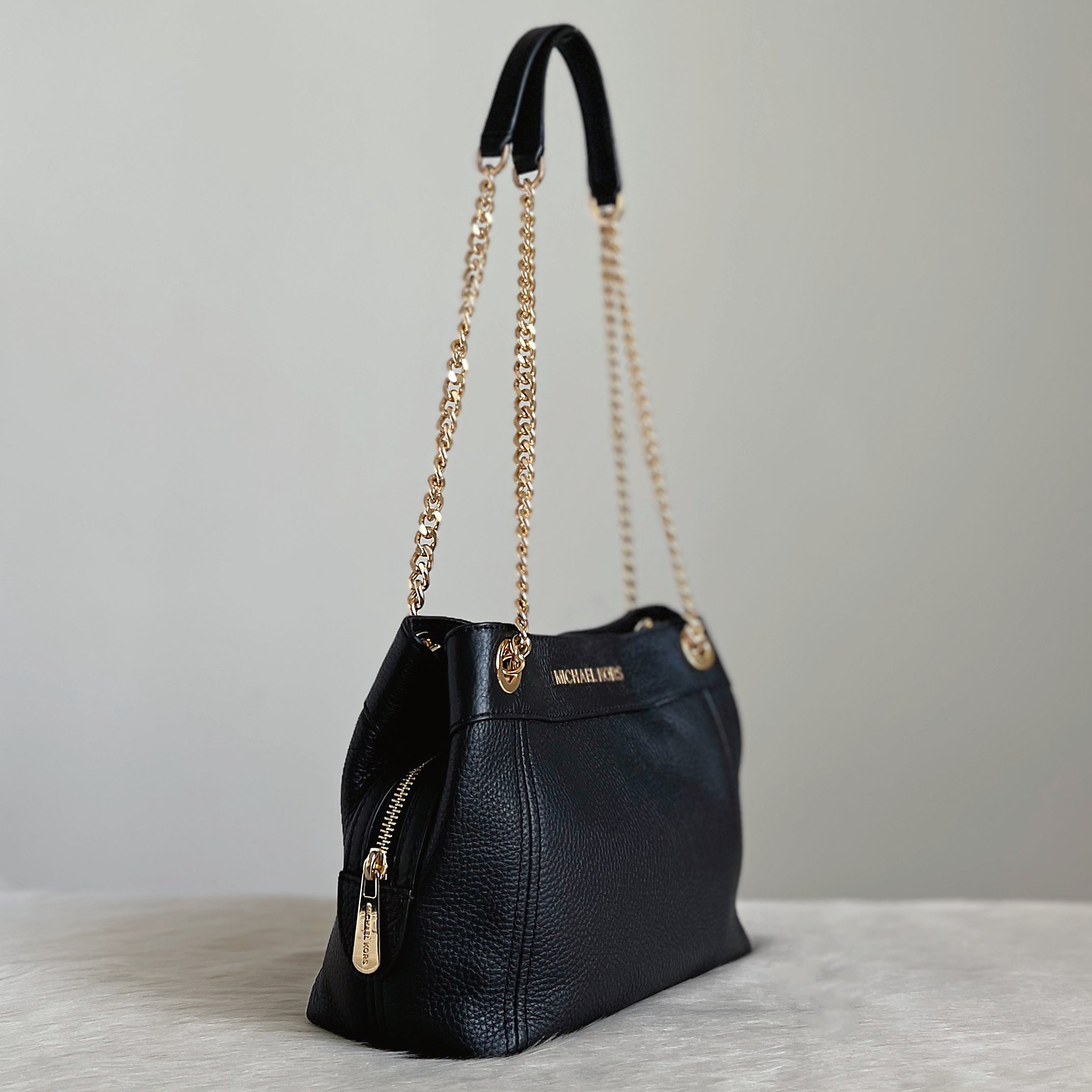 Michael Kors Black Leather Chain Detail Triple Compartment Shoulder Bag Excellent
