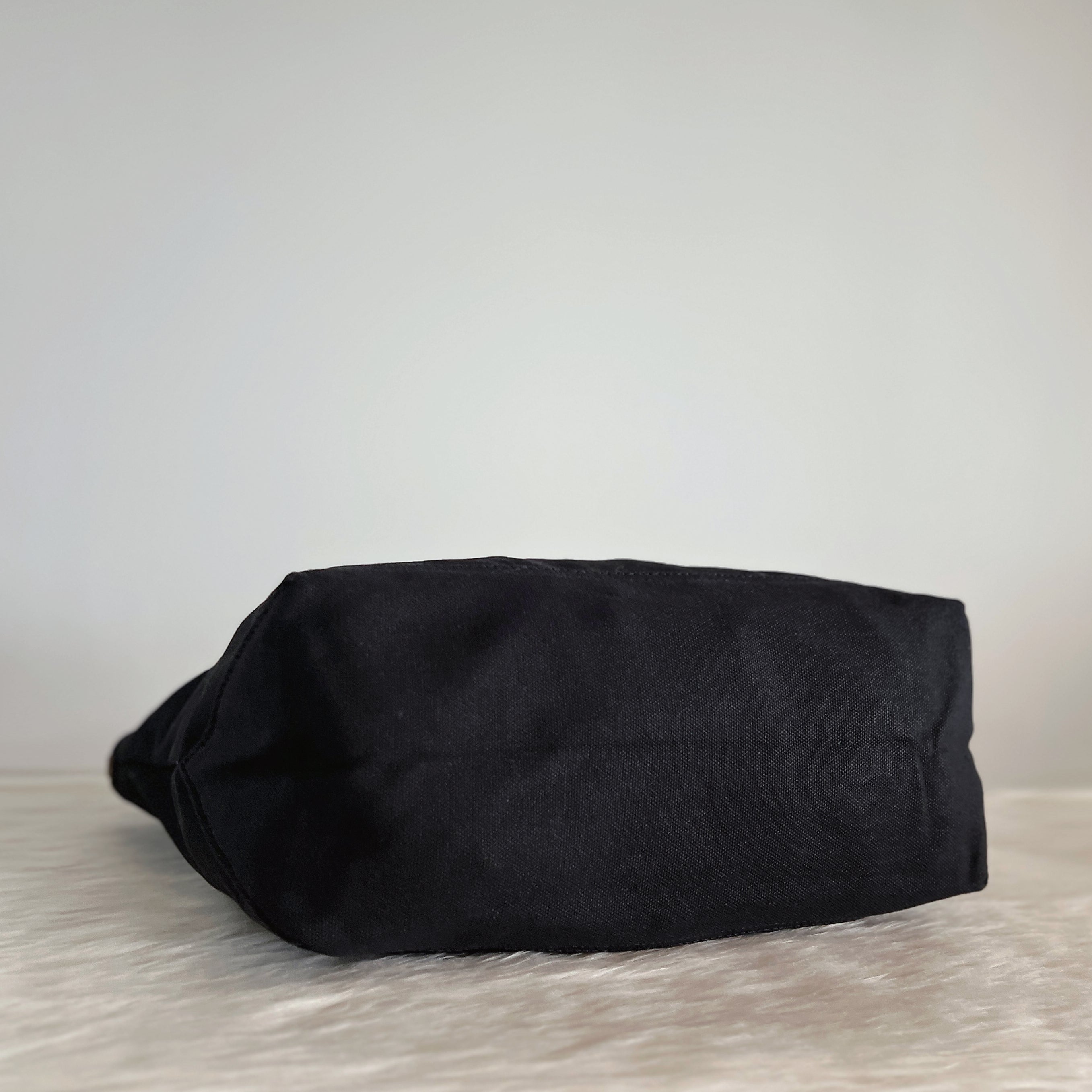 Marc Jacobs Black Front Detail Shopper Shoulder Bag Excellent