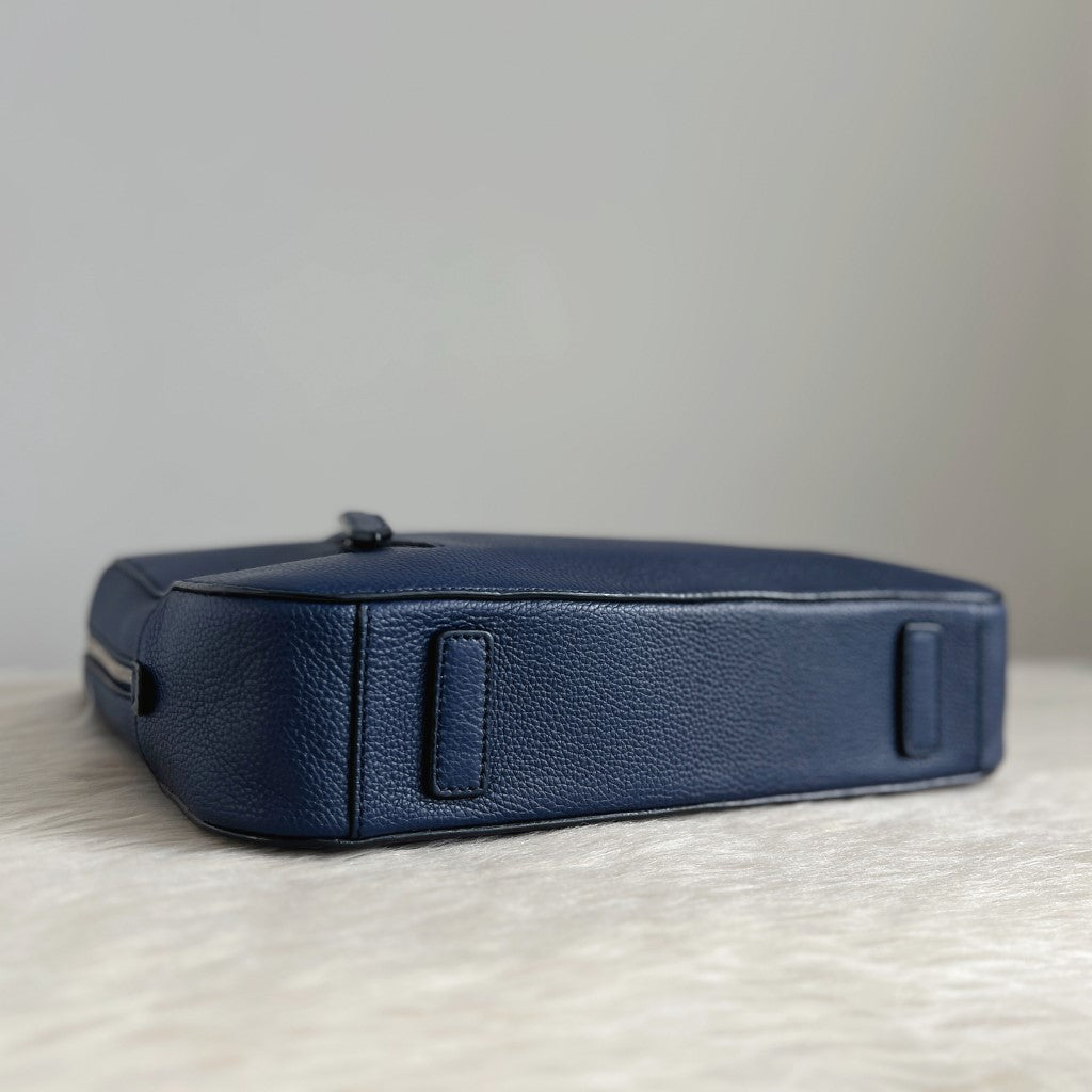 Bally Navy Leather Business Unisex 2 Way Shoulder Bag Excellent