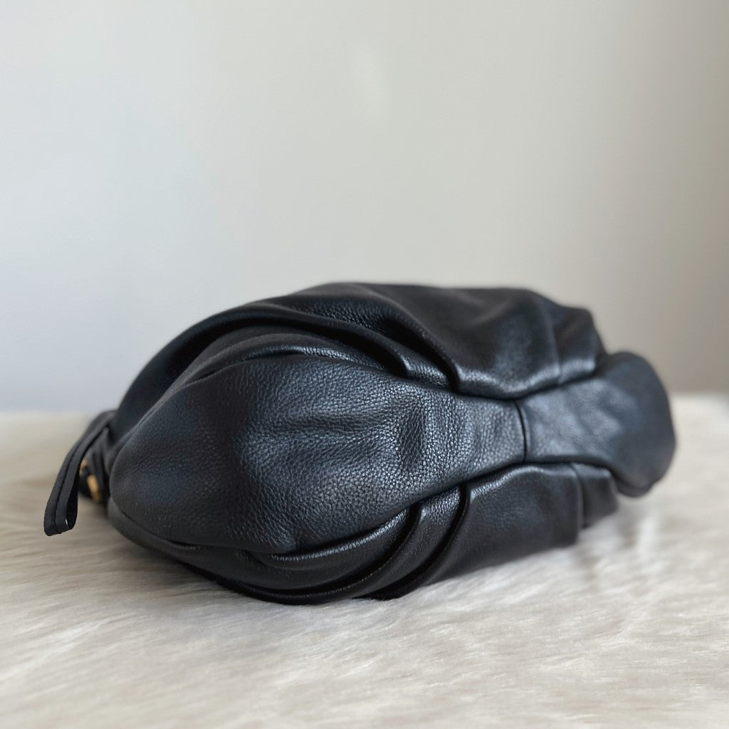 Marc Jacobs Black Leather Front Logo Crossbody Shoulder Bag