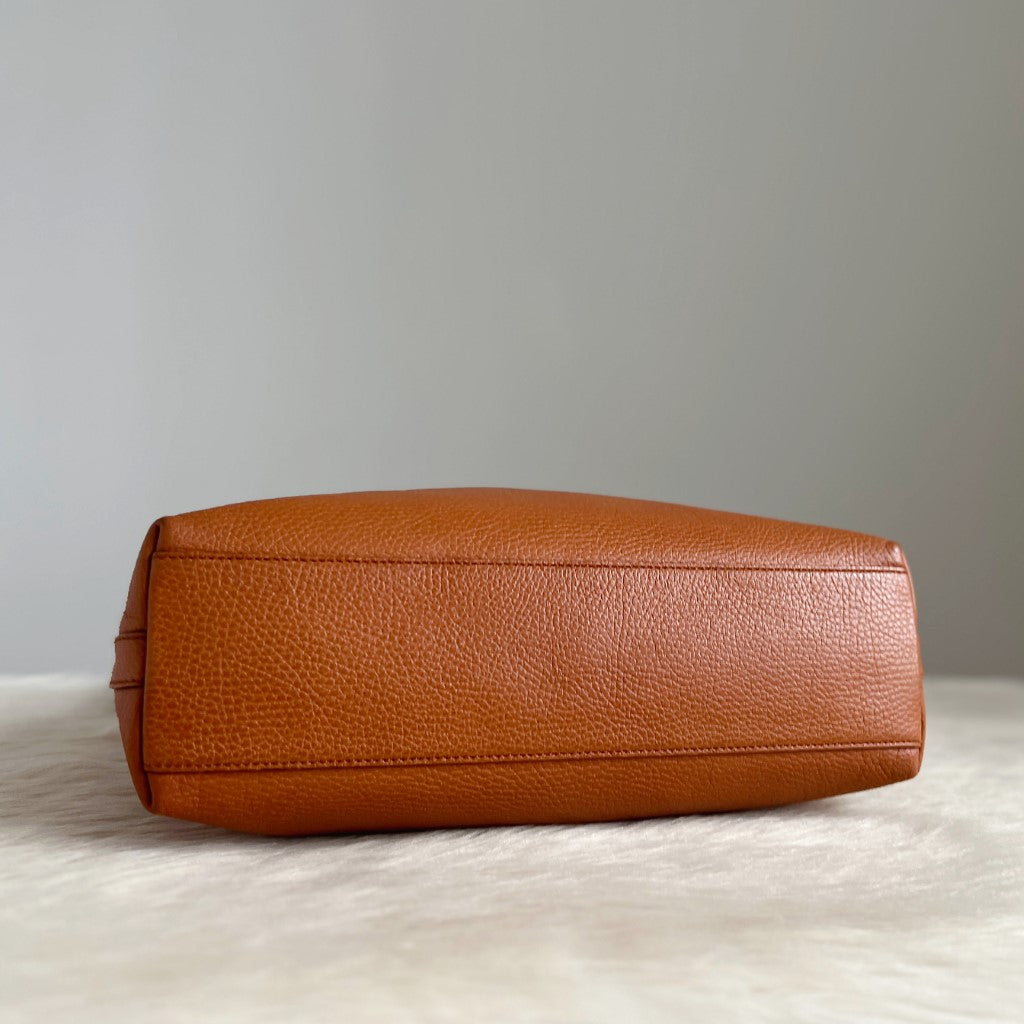 Gucci Caramel Leather Double G Charm Slouchy Shoulder Bag