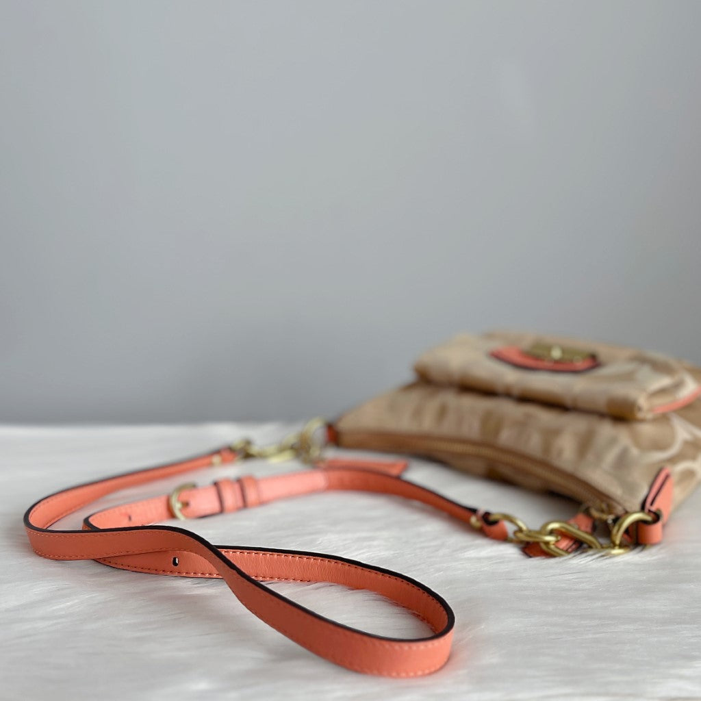 Coach Peach Leather Monogram Buckle Detail Crossbody Shoulder Bag Excellent