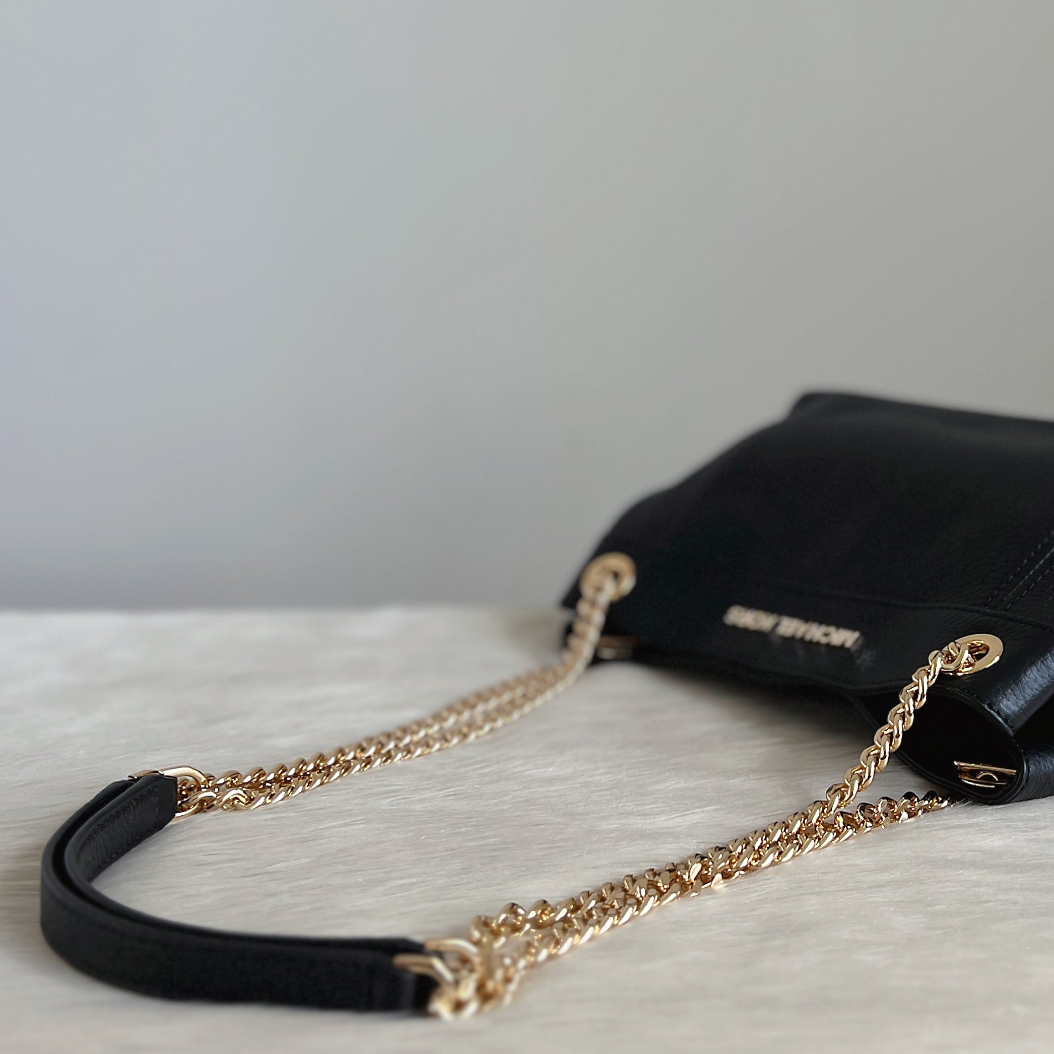 Michael Kors Black Leather Chain Detail Triple Compartment Shoulder Bag Excellent