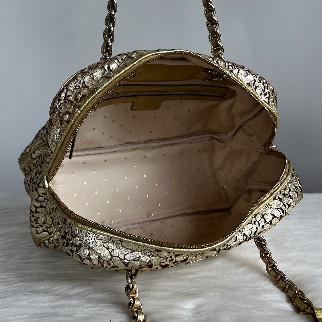 Kate Spade Gold Leather Cut Out Floral Pattern Shoulder Bag Excellent