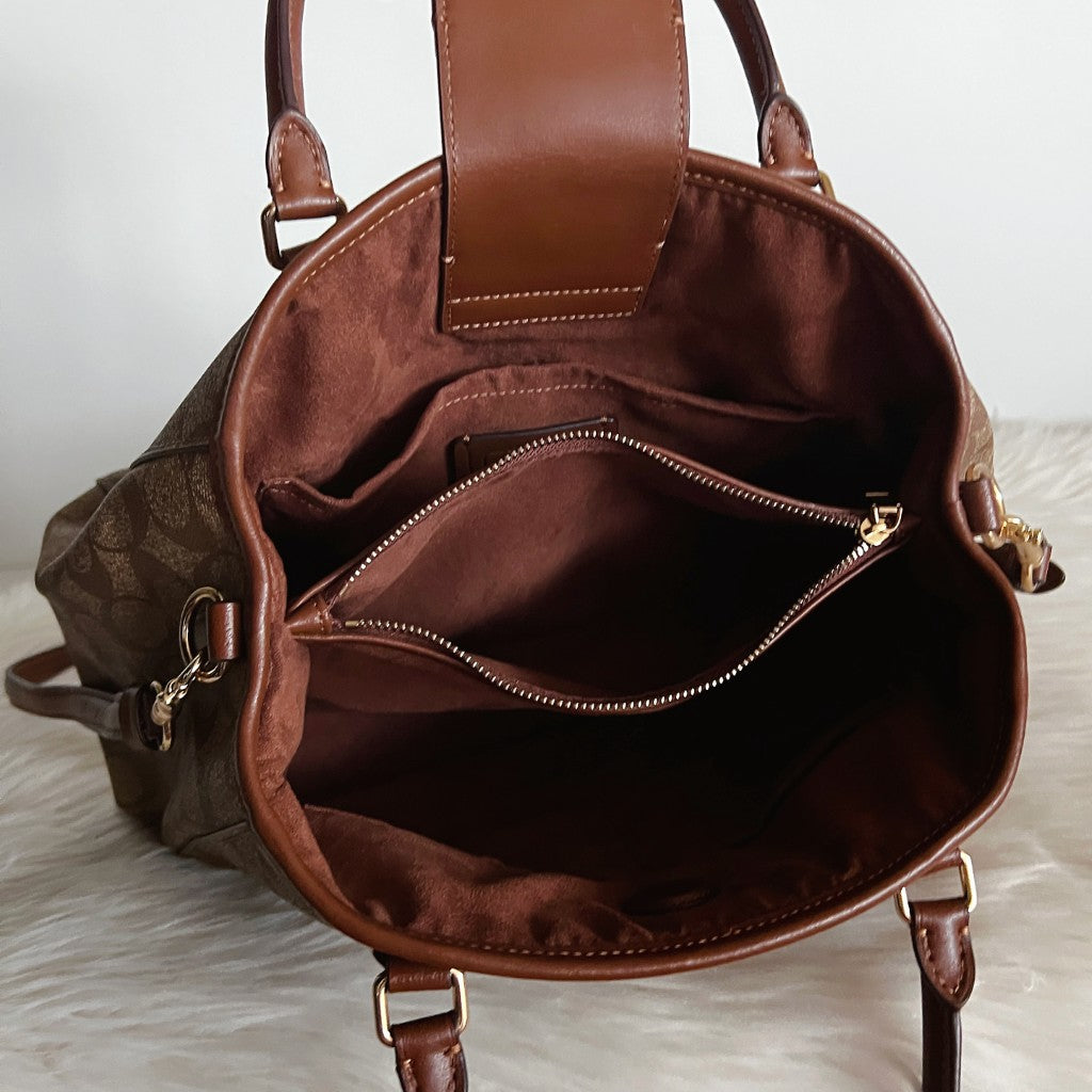 Coach Caramel Leather Monogram Triple Compartment 2 Way Shoulder Bag Excellent