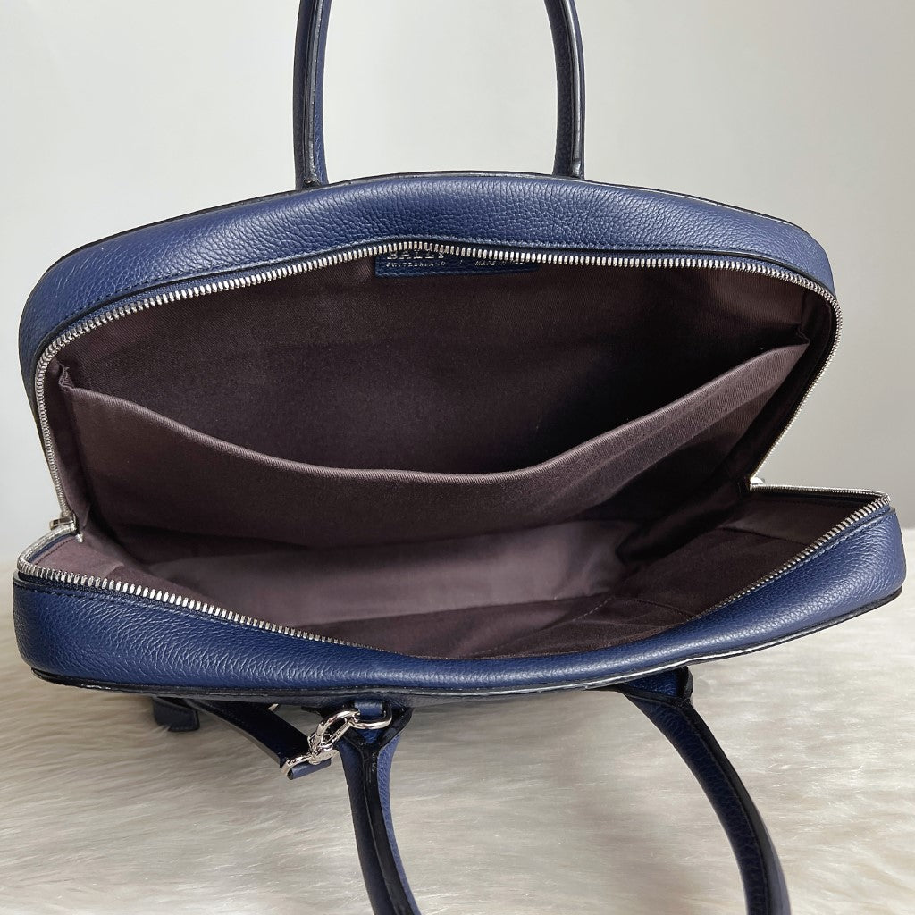 Bally Navy Leather Business Unisex 2 Way Shoulder Bag Excellent