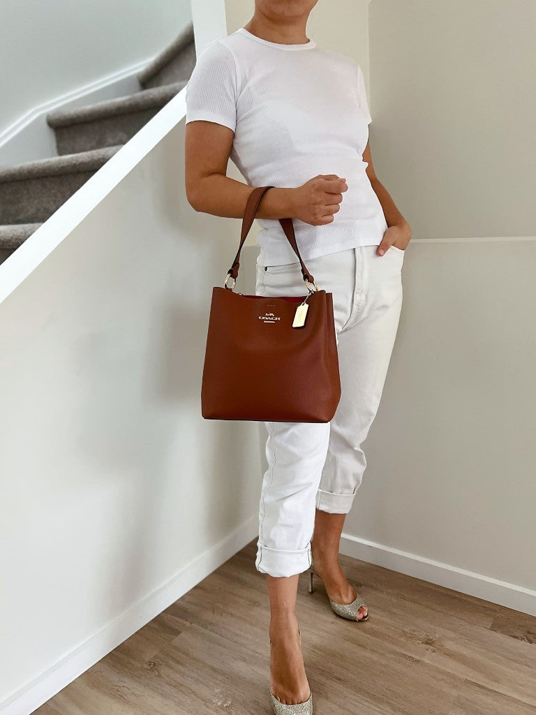 Coach Caramel Leather Triple Compartment Bucket Shoulder Bag Like New