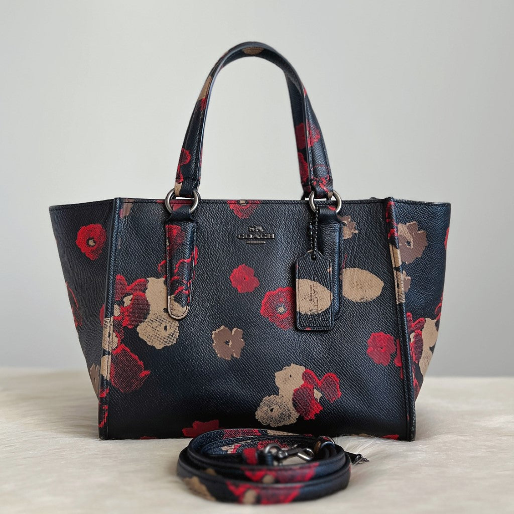 Coach Black Leather Floral Pattern 2 Way Shoulder Bag Excellent