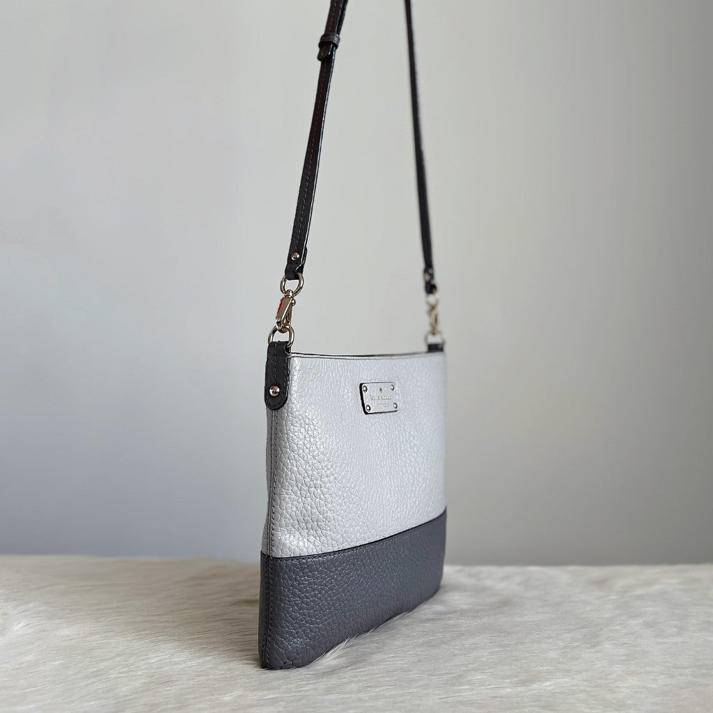 Kate Spade Two Tone Leather Front Logo Crossbody Shoulder Bag Excellent