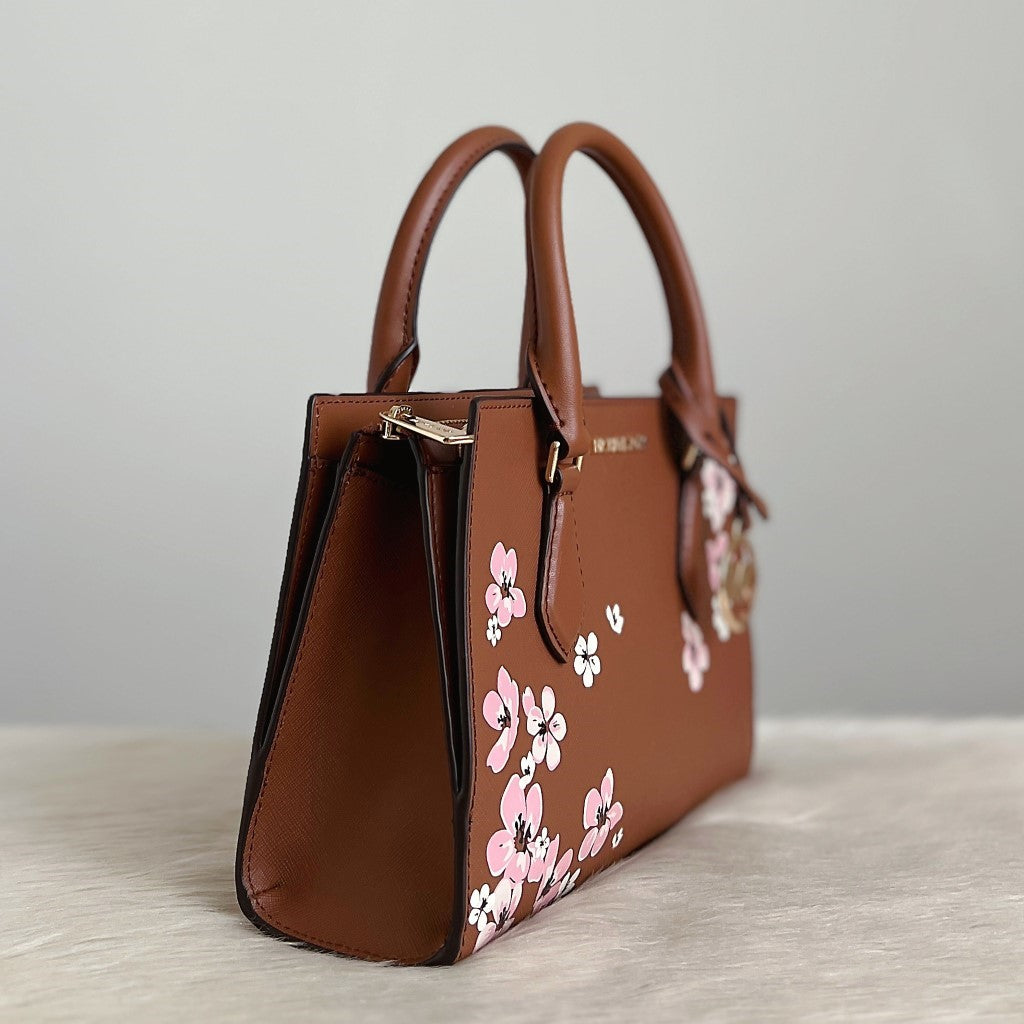 Michael Kors Caramel Leather Floral Detail 2 Way Shoulder Bag Like New