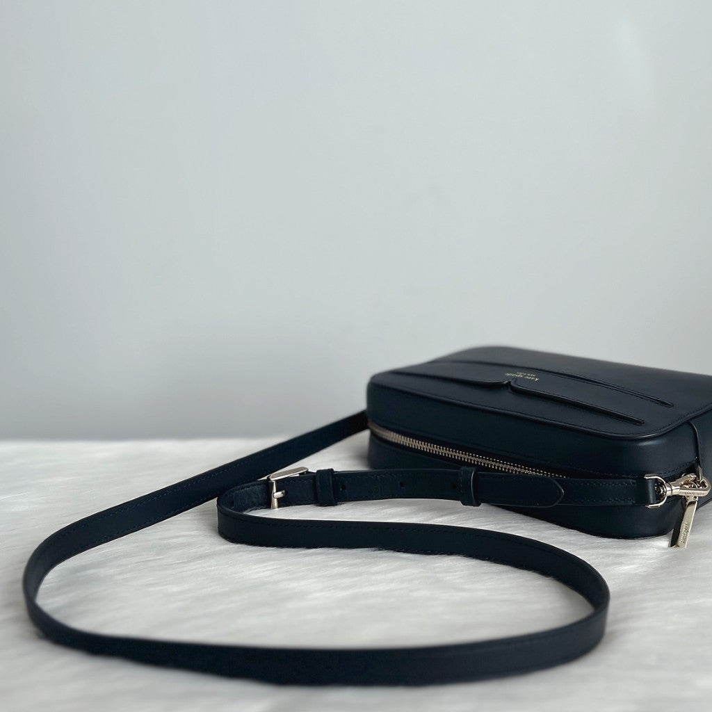 Kate Spade Black Leather Front Logo Crossbody Shoulder Bag Like New