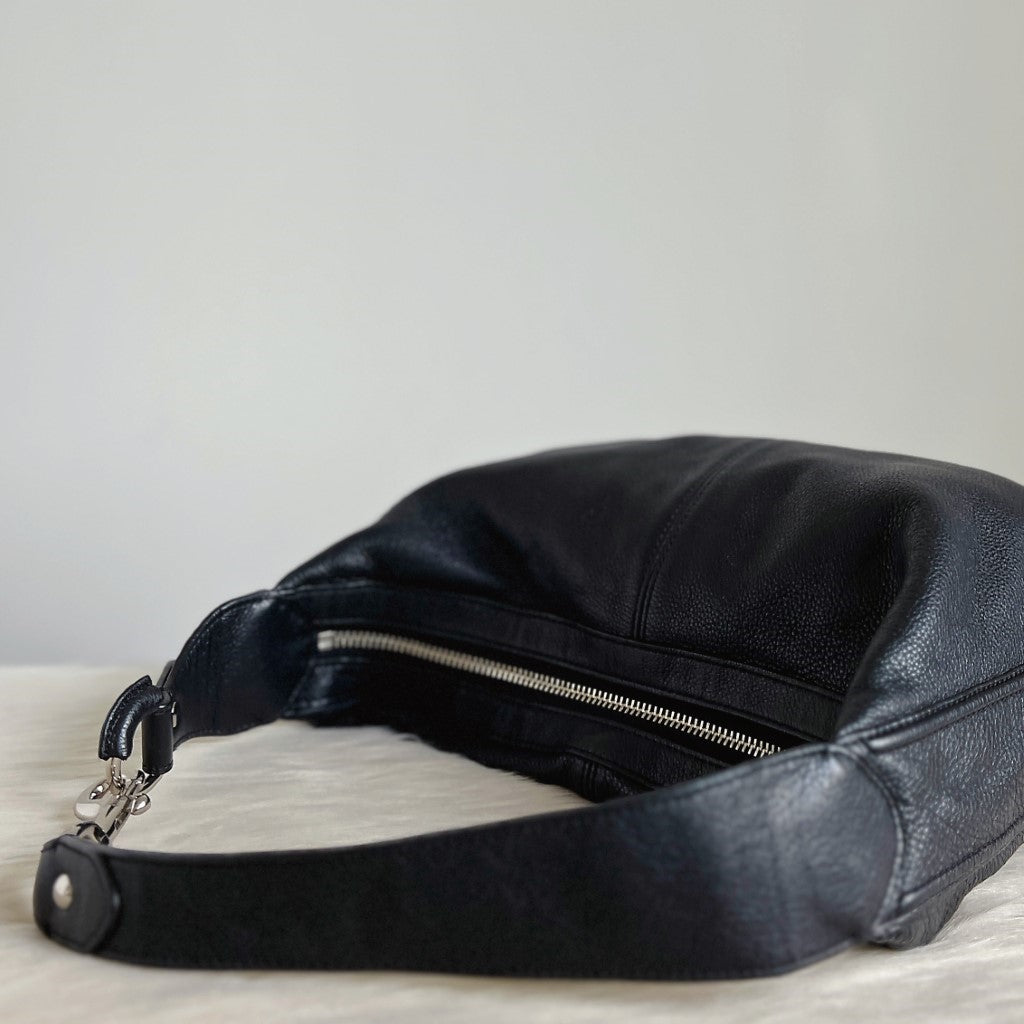 Coach Black Leather Slouchy Front Logo Shoulder Bag Excellent