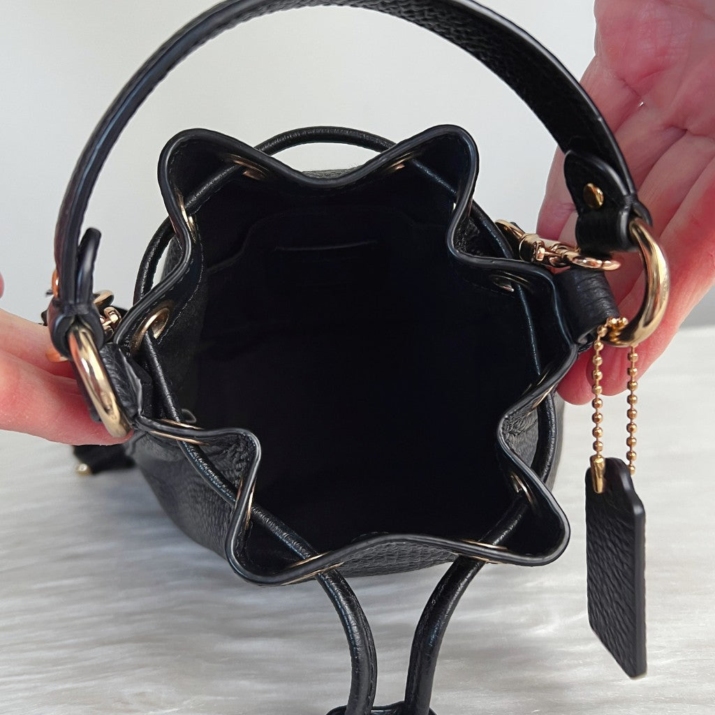 Coach Black Leather Drawstring Bucket Small 2 Way Shoulder Bag Like New
