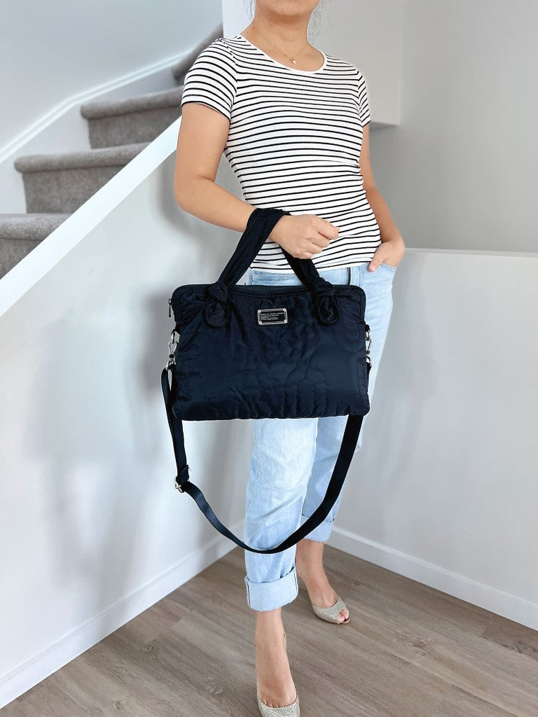 Marc Jacobs Black Front Logo Quilted 2 Way Laptop Shoulder Bag Excellent