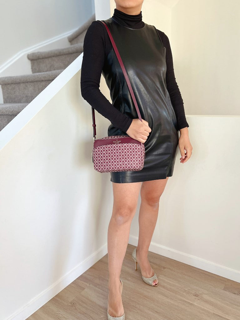 Kate Spade Burgundy Leather Pattered Front Logo Crossbody Shoulder Bag Like New