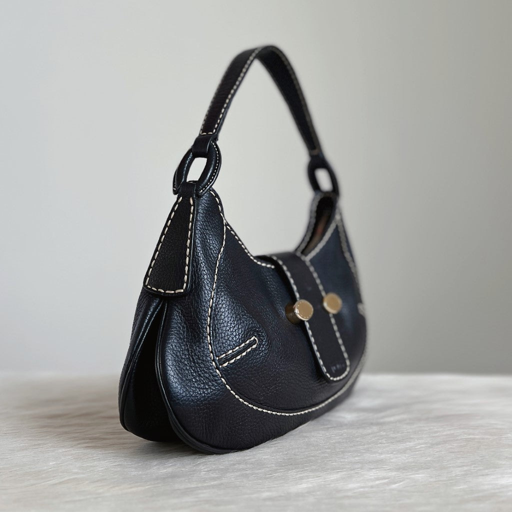 Tod's Black Leather Front Detail Half Moon Shoulder Bag Excellent
