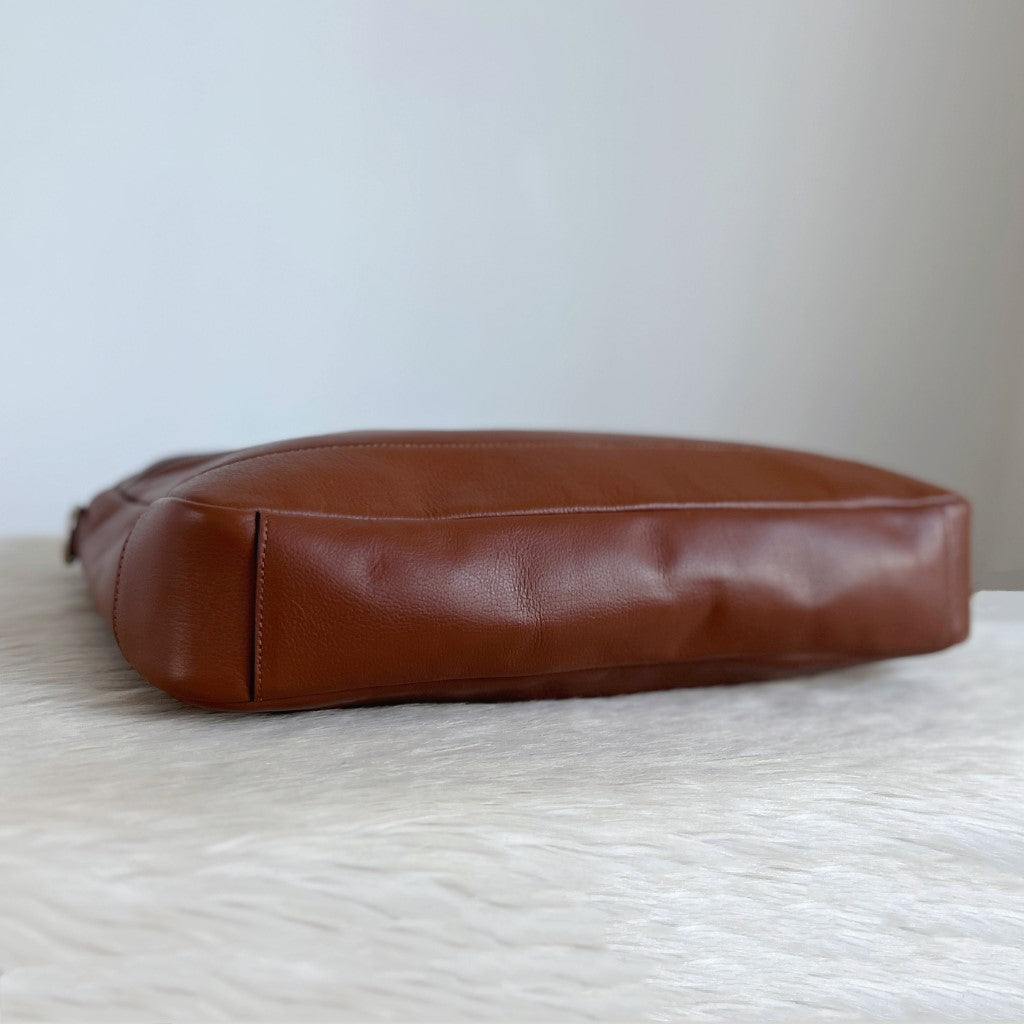 Coach Caramel Leather Business Unisex 2 Way Crossbody Bag Excellent