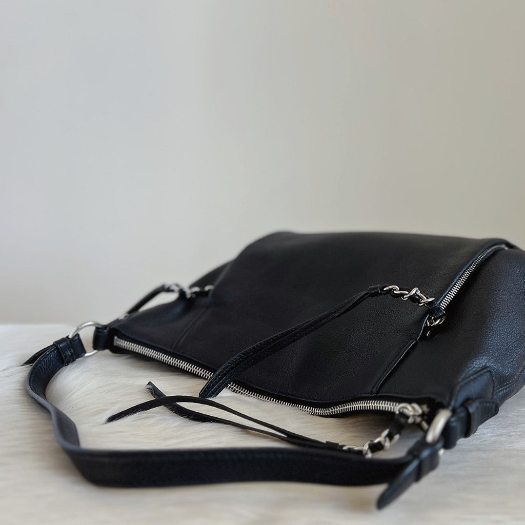 Michael Kors Black Leather Chain Charm Detail Slouchy Shoulder Bag Excellent