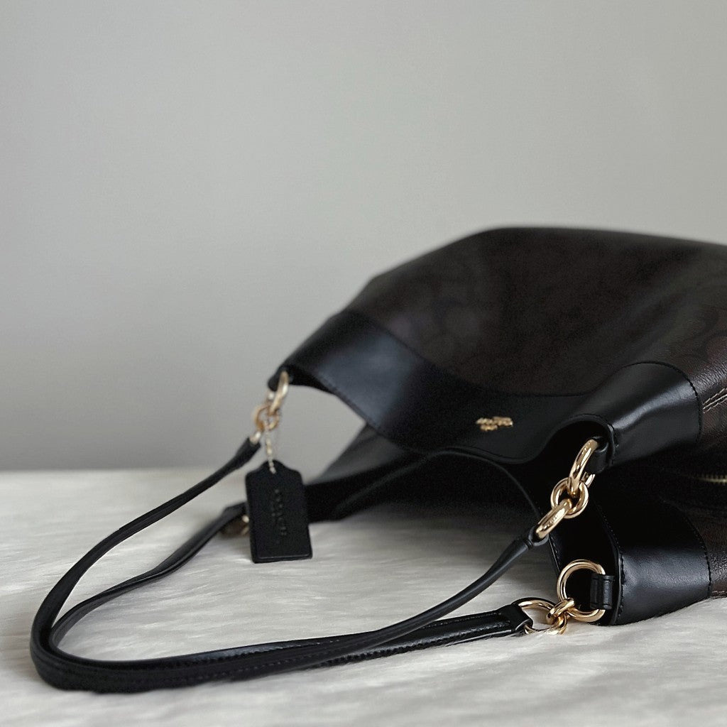 Coach Black Leather Monogram Triple Compartment Shoulder Bag Like New