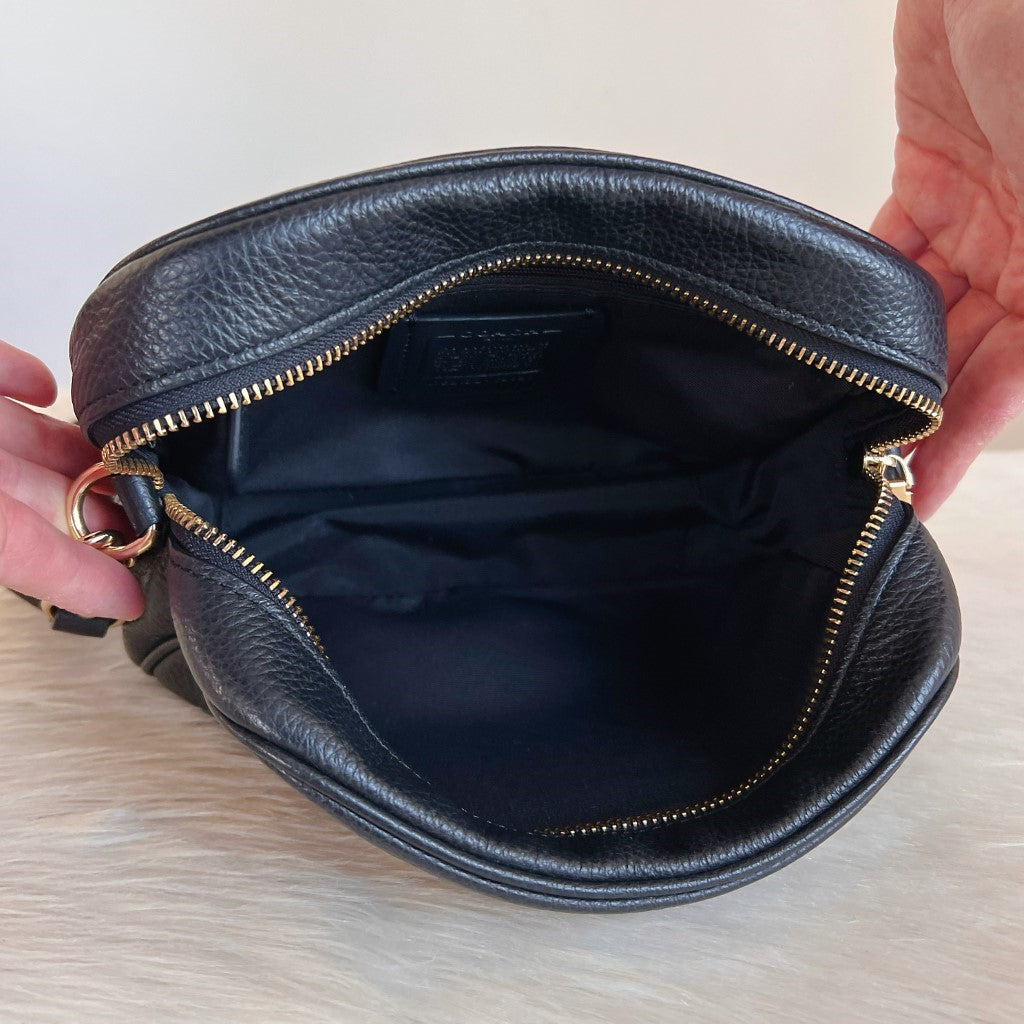 Coach Black Leather Camera Crossbody Shoulder Bag Excellent