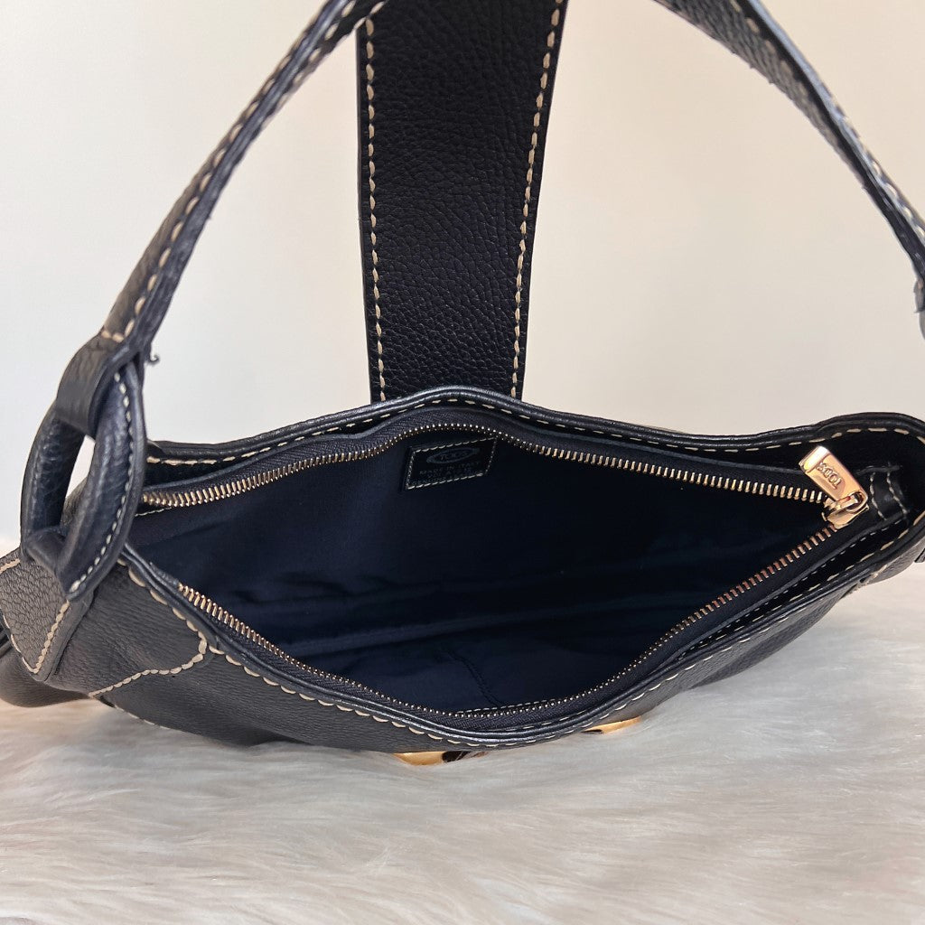 Tod's Black Leather Front Detail Half Moon Shoulder Bag Excellent
