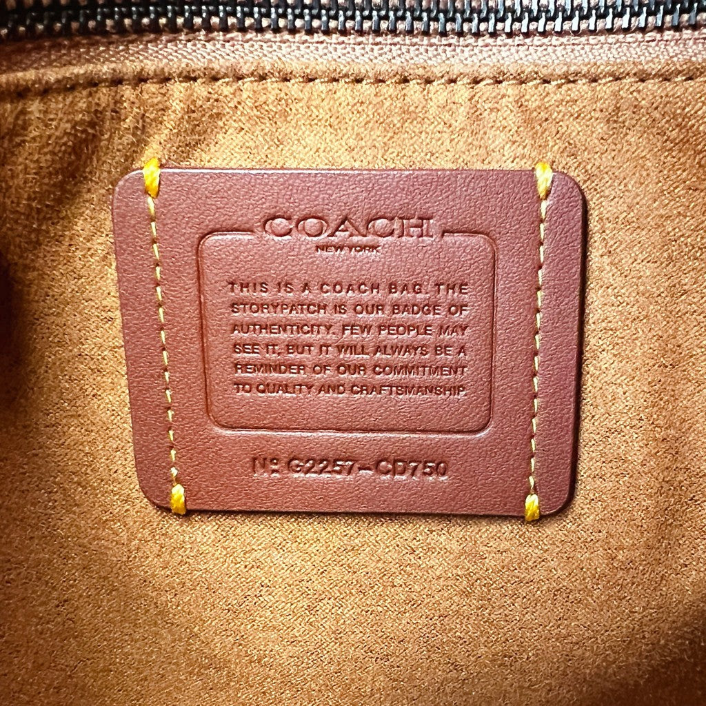 Coach Fuchsia Leather Signature Pattern Book Tote 2 Way Shoulder Bag Like New