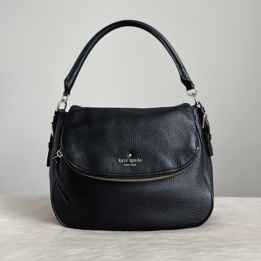Kate Spade Black Leather Front Logo Zip Detail Shoulder Bag Like New