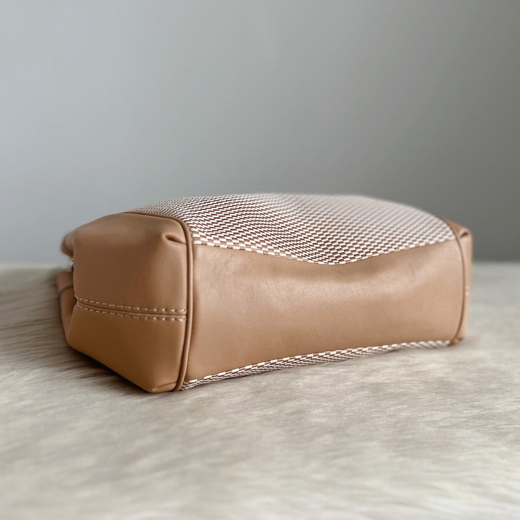 Coach Nude Leather Front Logo Patchwork 2 Way Shoulder Bag Like New