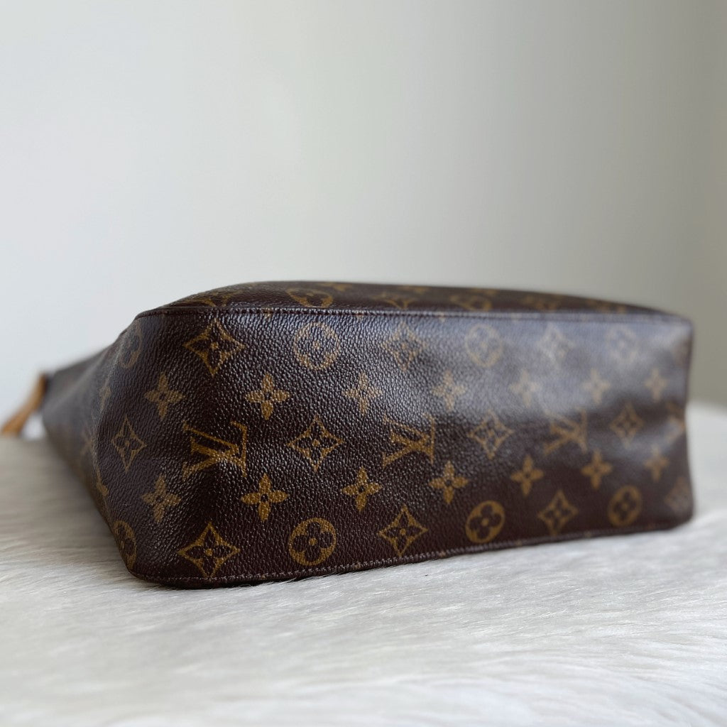 Louis Vuitton Signature Monogram Looping GM Shoulder Bag