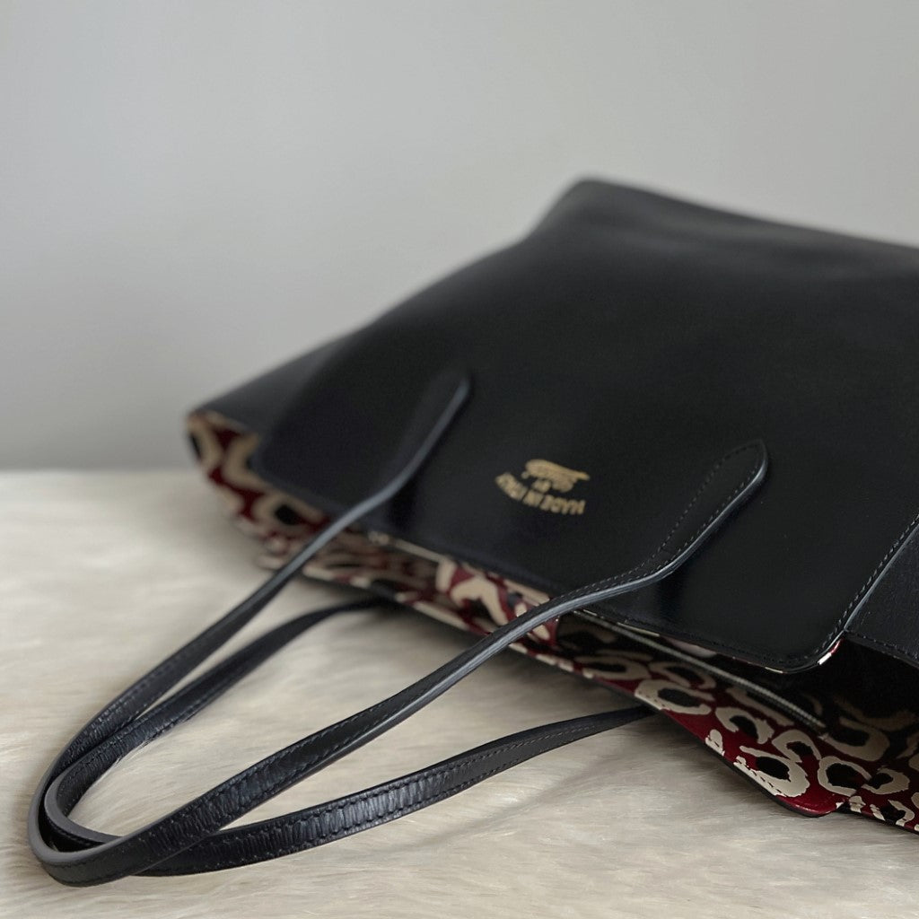 Gucci Black Leather Signature Swing Carryall Shoulder Bag Excellent