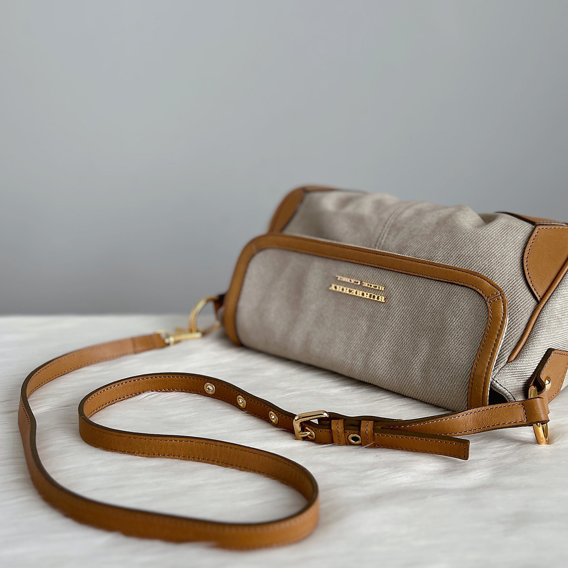 Burberry Caramel Leather Front Logo Flap Crossbody Shoulder Bag Excellent