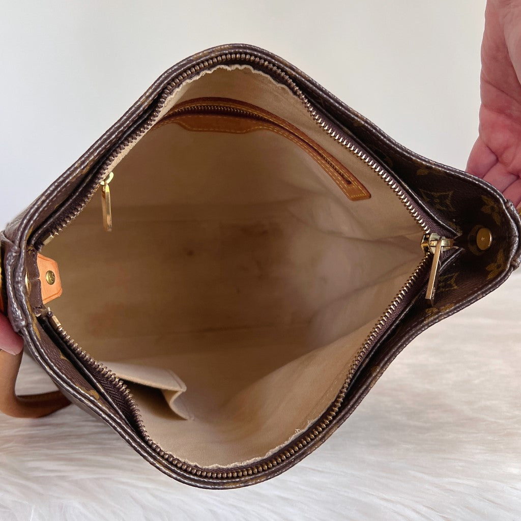 Louis Vuitton Signature Monogram Looping GM Shoulder Bag