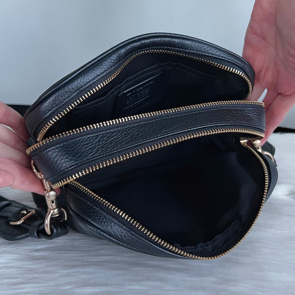 Coach Black Leather Front Logo Double Compartment Crossbody Shoulder Bag Like New