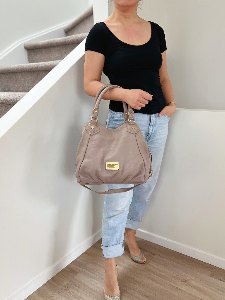 Marc Jacobs Taupe Leather Logo Detail 2 Way Shoulder Bag Like New