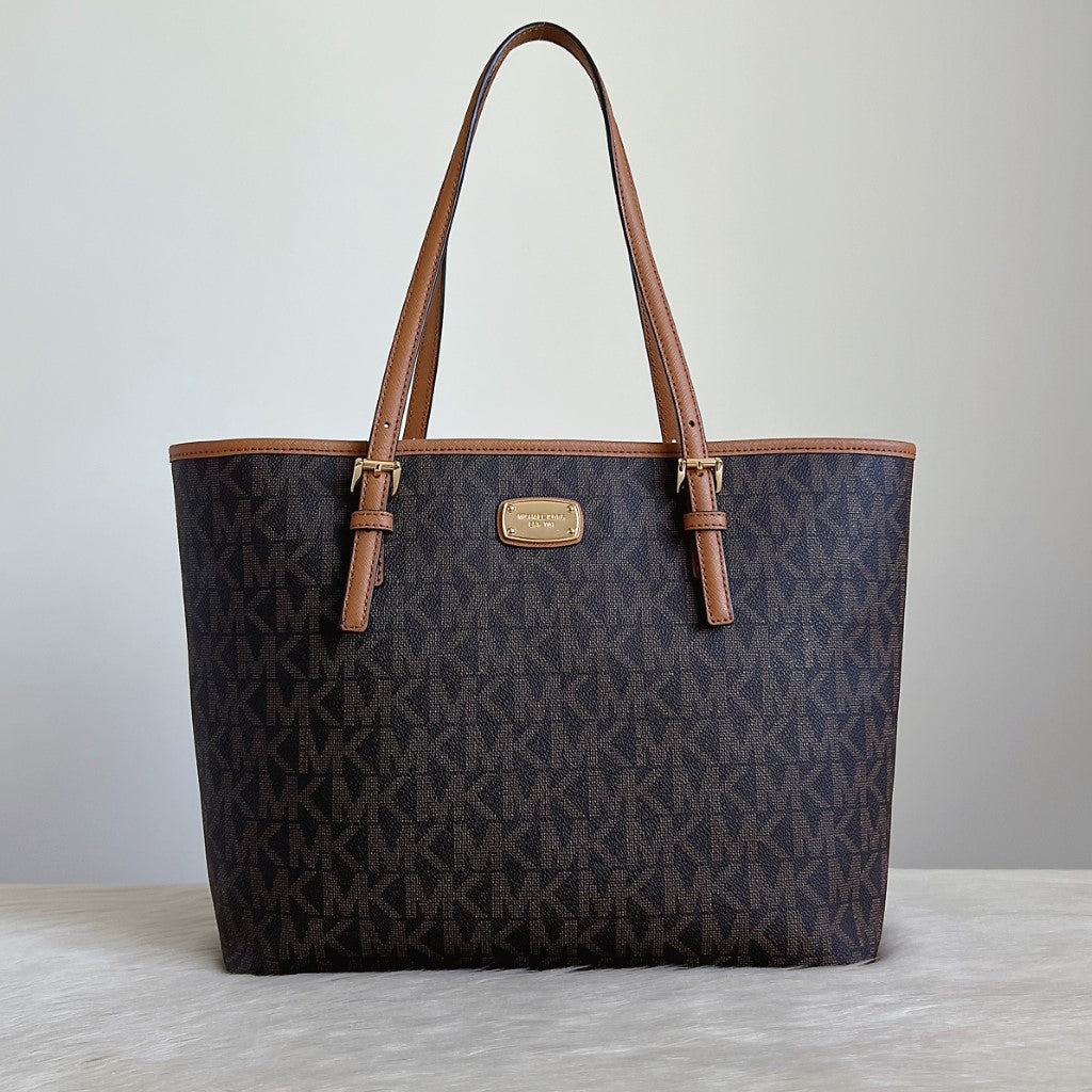 Michael Kors Caramel Leather Monogram Shoulder Bag Excellent