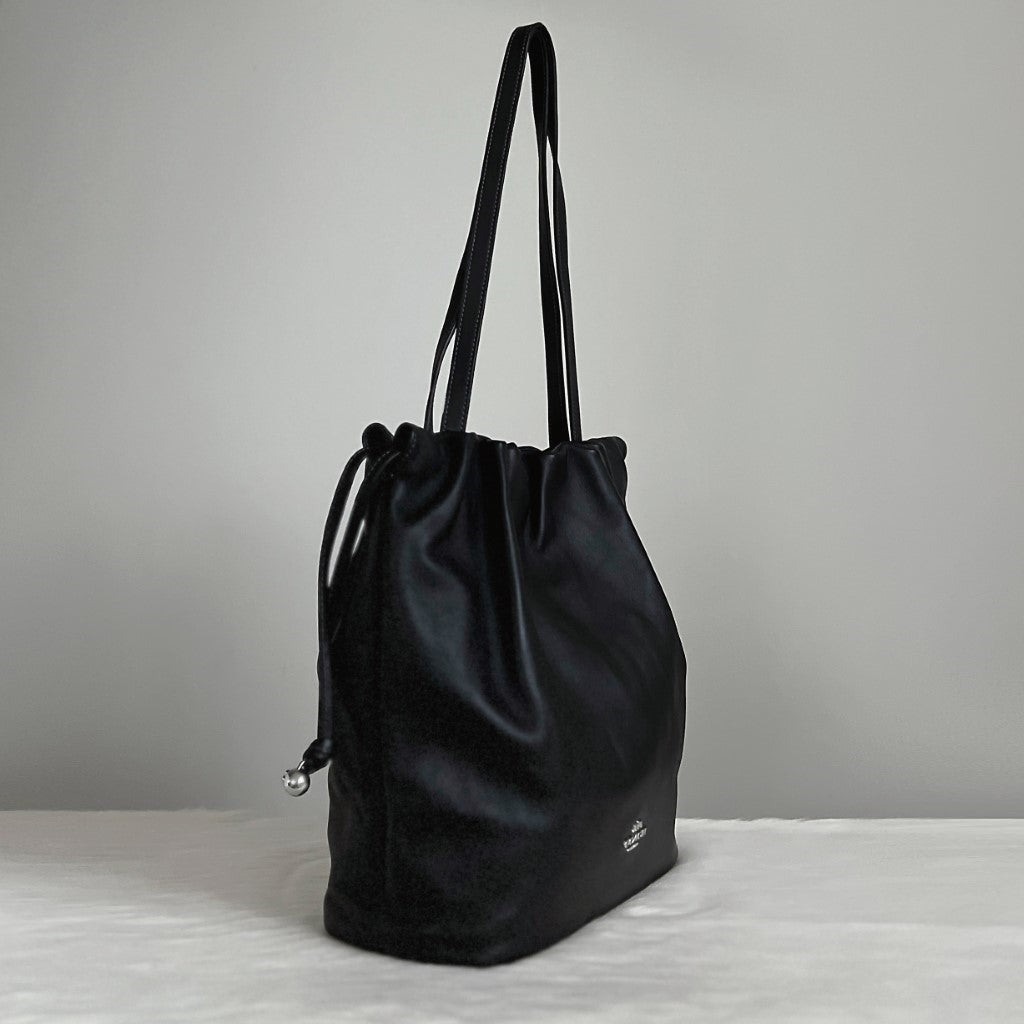 Coach Black Leather Front Logo Drawstring Shoulder Bag Like New