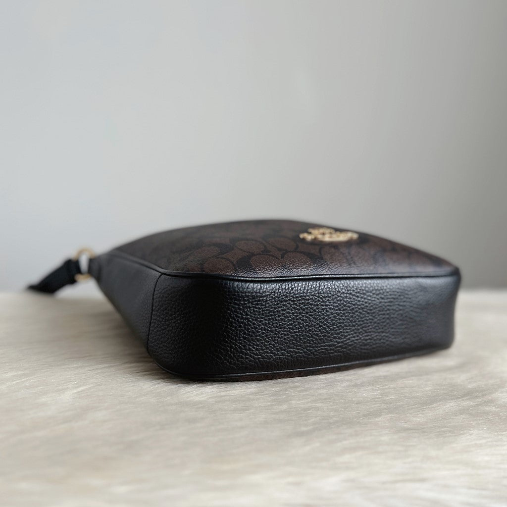 Coach Black Leather Monogram Front Logo Crossbody Shoulder Bag Like New