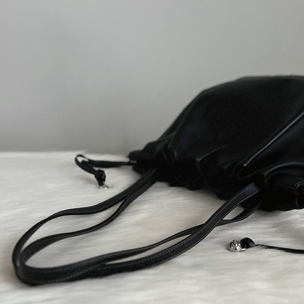 Coach Black Leather Front Logo Drawstring Shoulder Bag Like New