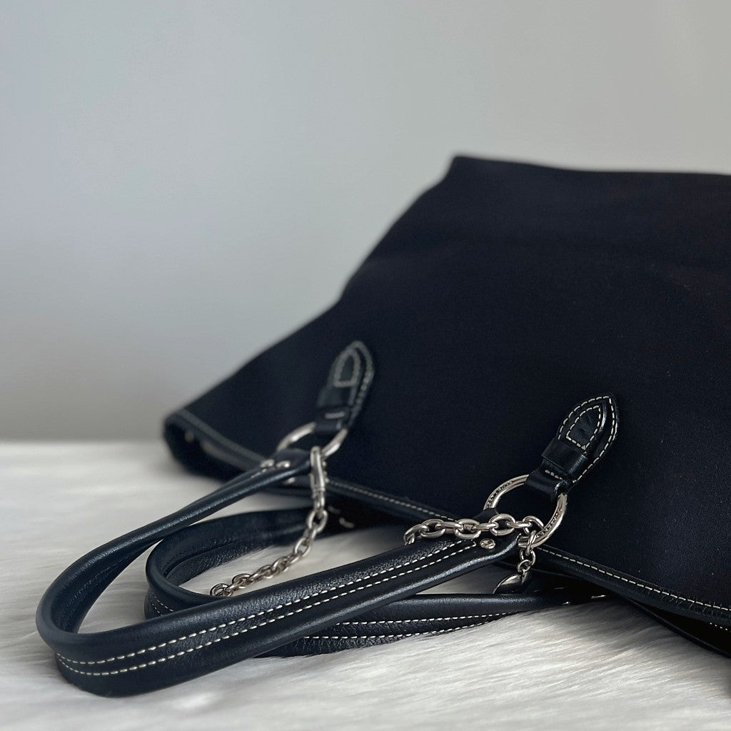 Burberry Black Leather Trim Chain Detail Triple Compartment Shoulder Bag Excellent