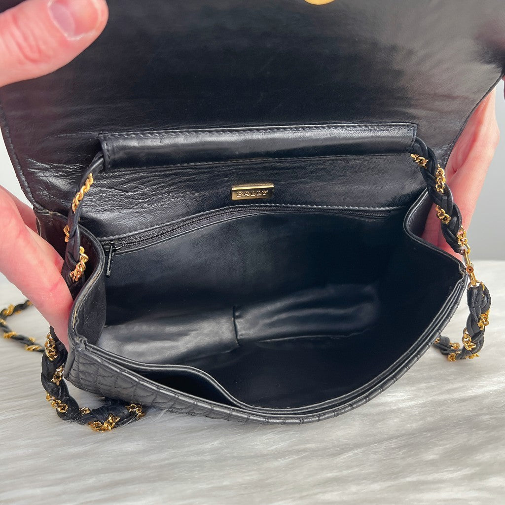 Bally Black Leather Quilited Front Logo Crossbody Shoulder Bag Excellent