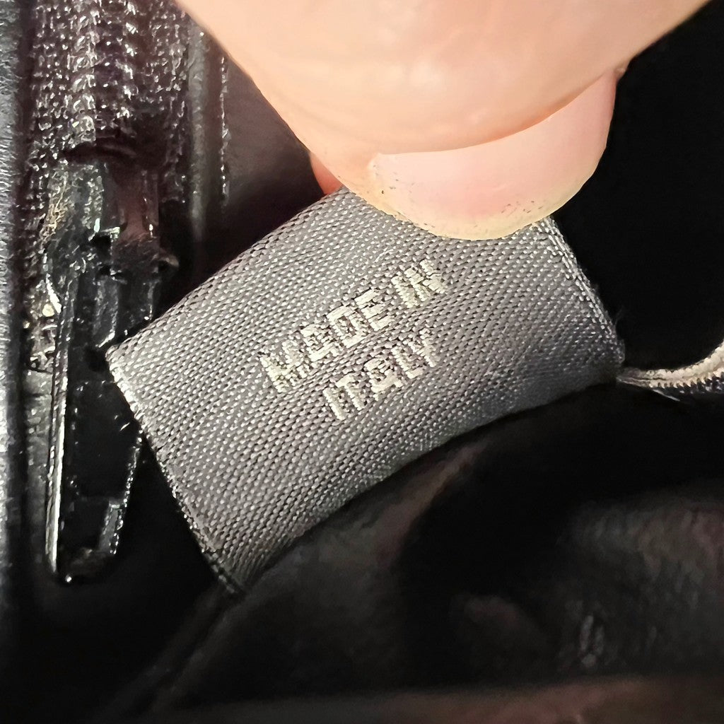 Bally Black Leather Quilited Front Logo Crossbody Shoulder Bag Excellent