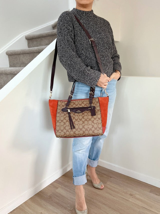 Coach Tri-Tone Monogram Patchwork Front Detail 2 Way Shoulder Bag Excellent