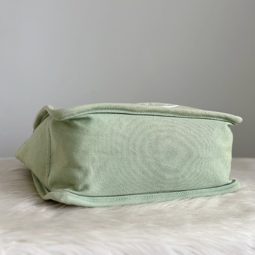 Marc Jacobs Mint Canvas Front Pattern Carryall Shoulder Bag