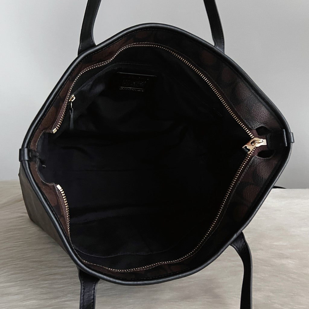 Coach Black Leather Monogram Shopper Shoulder Bag Like New