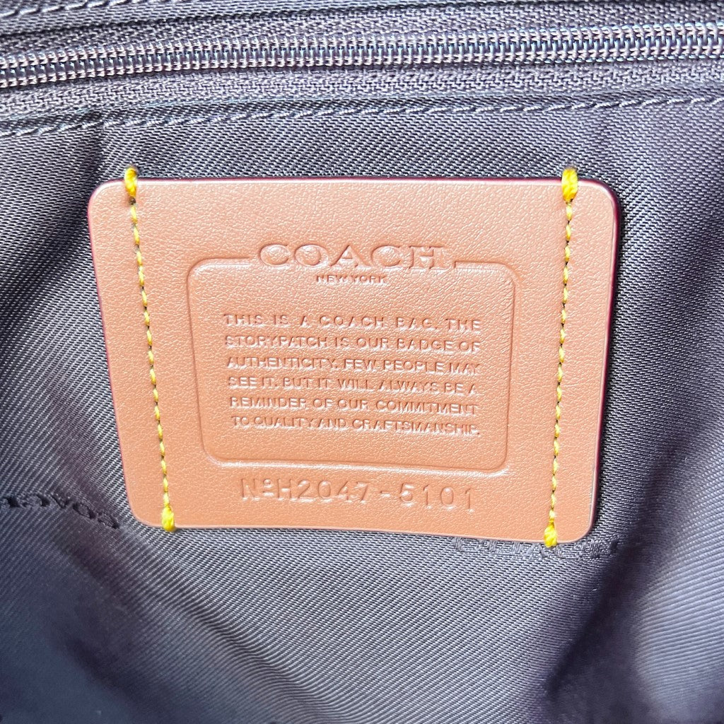 Coach Navy Leather Turn Lock Flap Patchwork Carryall Shoulder Bag Excellent