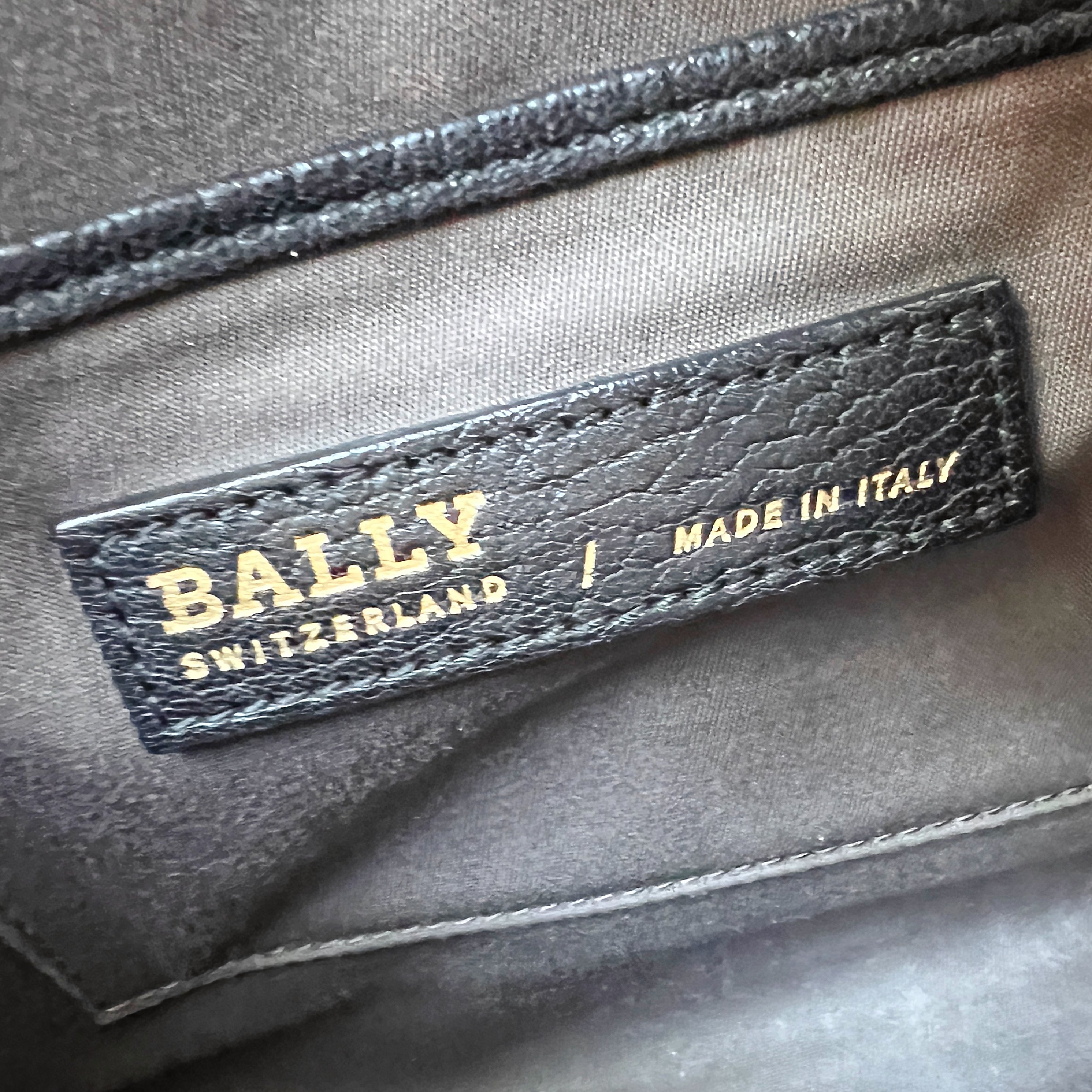 Bally Black Leather Signature B Logo 2 Way Shoulder Bag