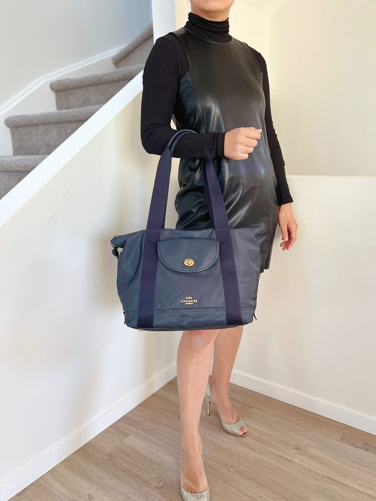 Coach Navy Leather Turn Lock Flap Patchwork Carryall Shoulder Bag Excellent