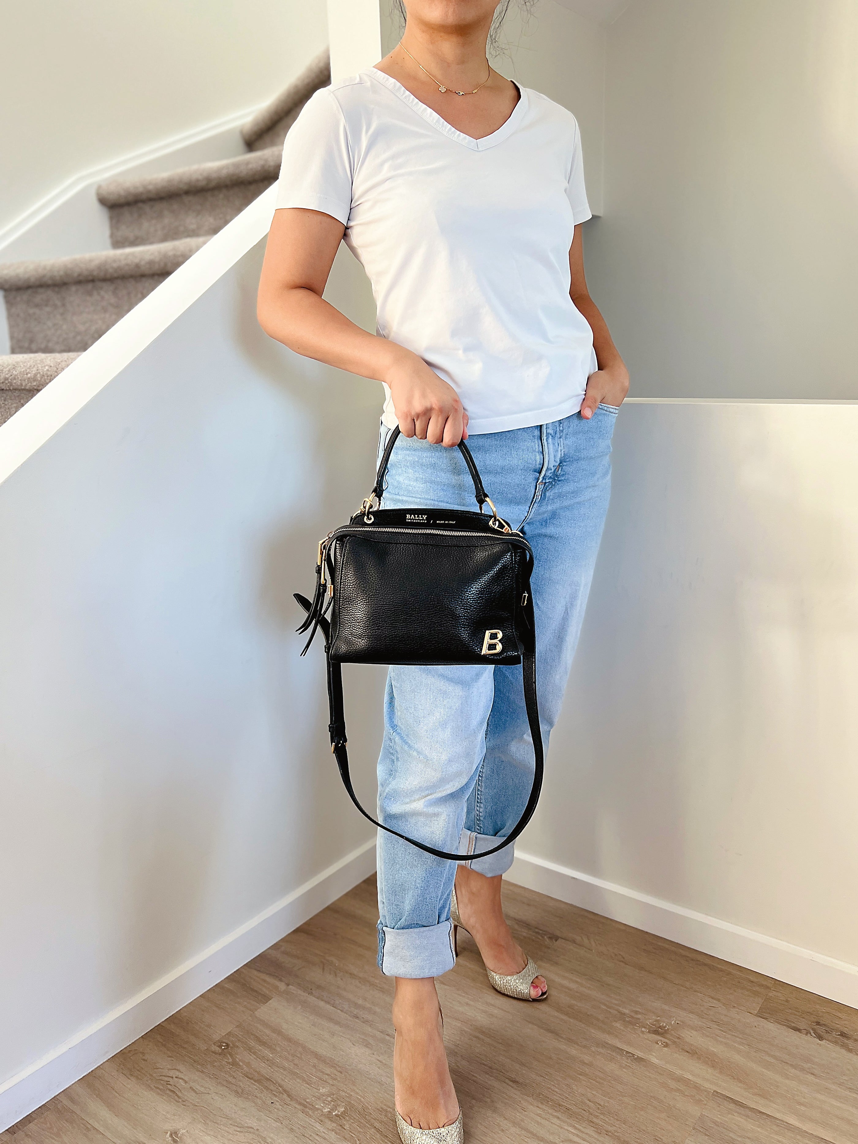 Bally Black Leather Signature B Logo 2 Way Shoulder Bag