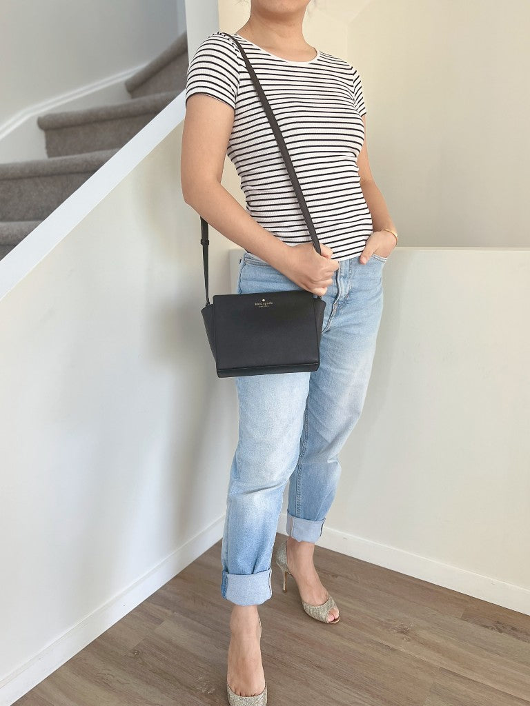 Kate Spade Black Leather Front Logo Crossbody Shoulder Bag Like New