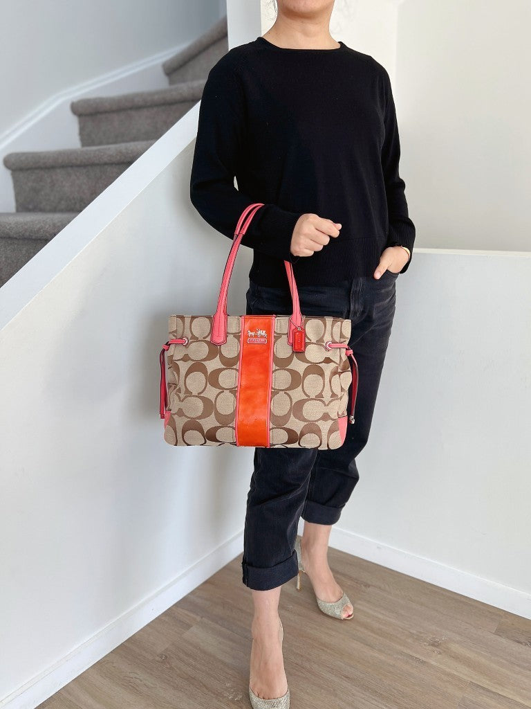 Coach Leather Monogram Drawstring Carryall Shoulder Bag Excellent